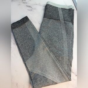 SPANX Women’s Gray Leggings